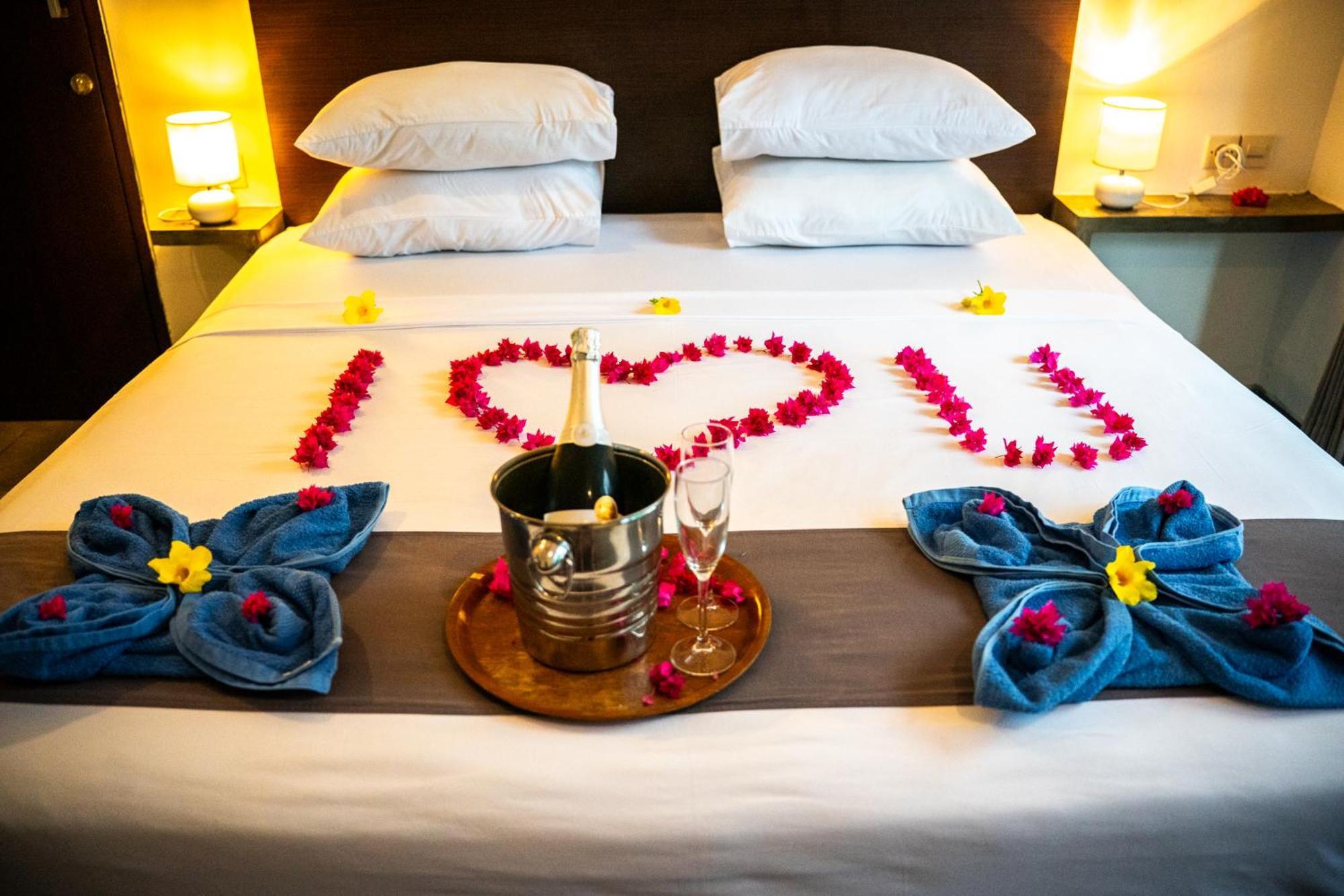 Gili Ocean Club - Adults Only Hotel Джили Трауанган Екстериор снимка